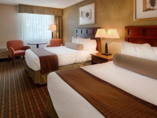 Baymont Inn & Suites Marietta Quarto foto